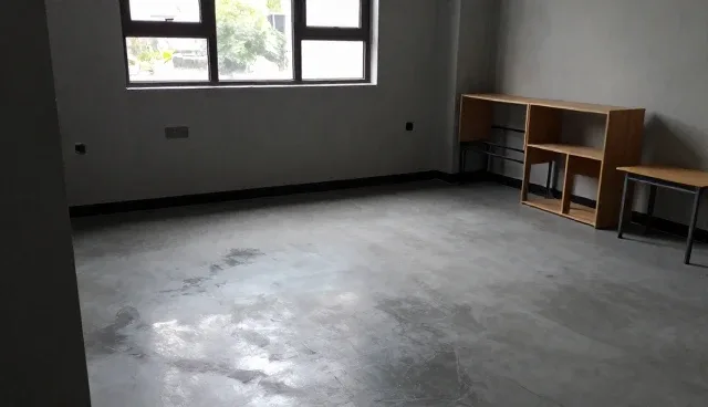 防静电地坪在新兴行业中的应用趋势分析